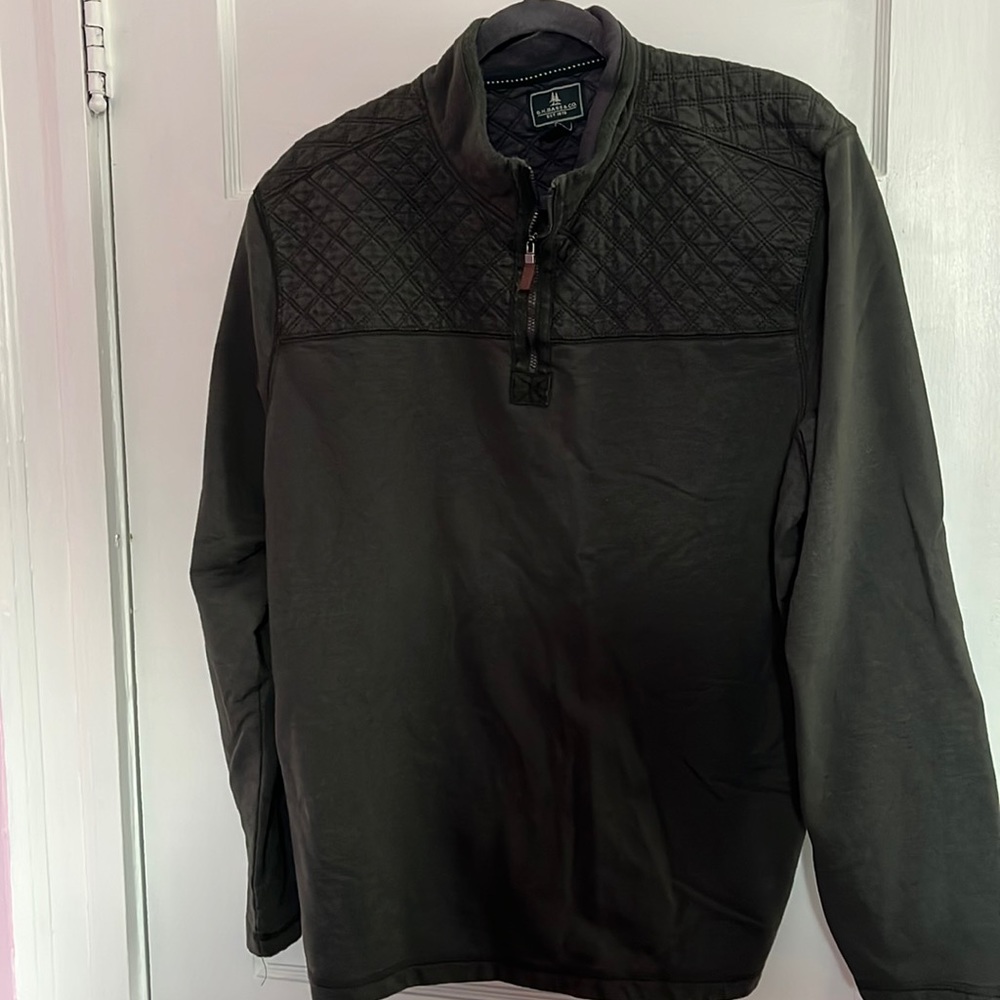 G.H.BASS&CO sweater. Size XL